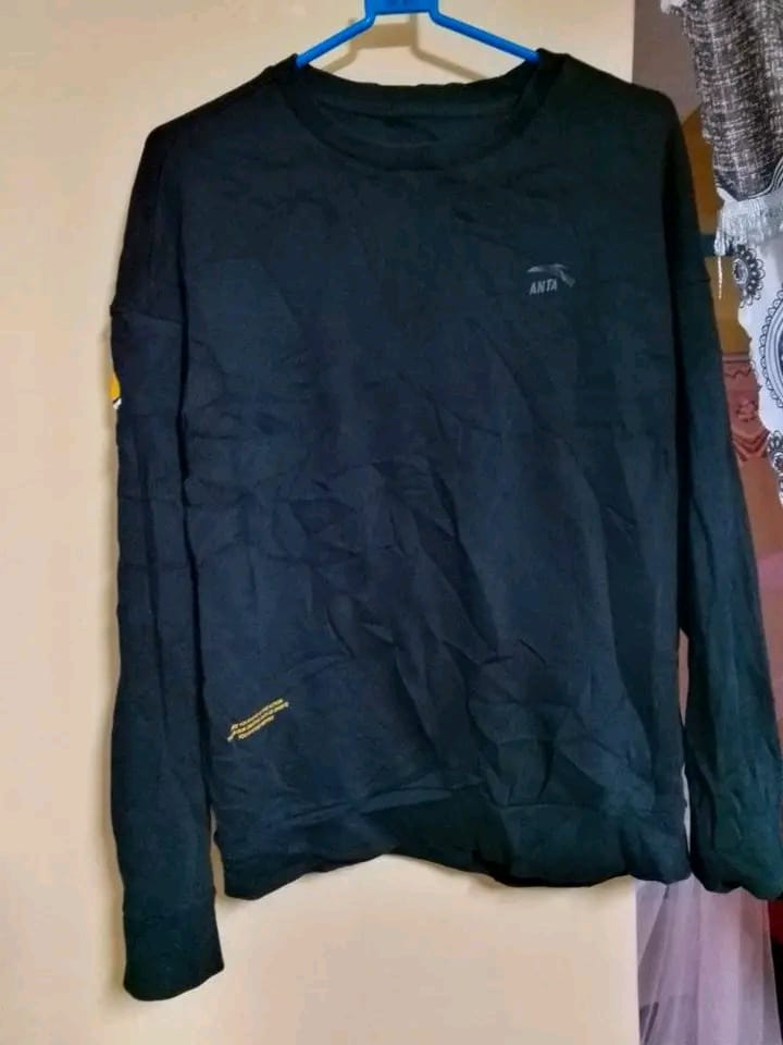Anta Hood Sweater