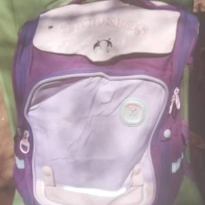 Backpack bag Kshs 1000