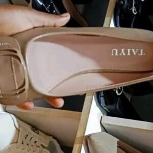 Flat wedge Shoes Kshs 700