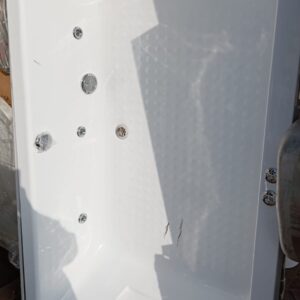 Jaccuzi Kshs 140,000