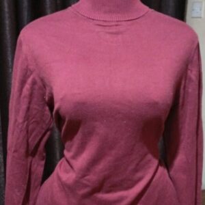 Ladies' pullneck Kshs 350